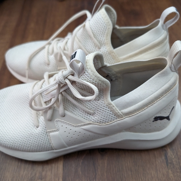 Puma Sneakers Size 11 - Picture 3 of 6